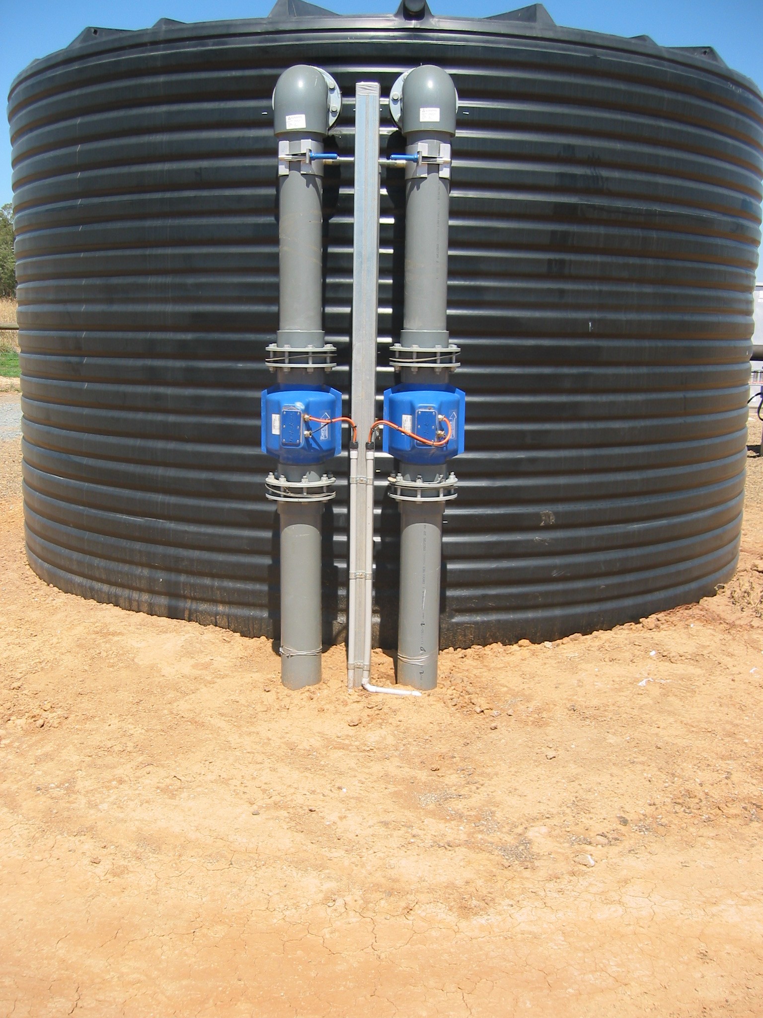 Aquamonix - 💡 Did You Know? You can mount Emflux meters vertically on ...