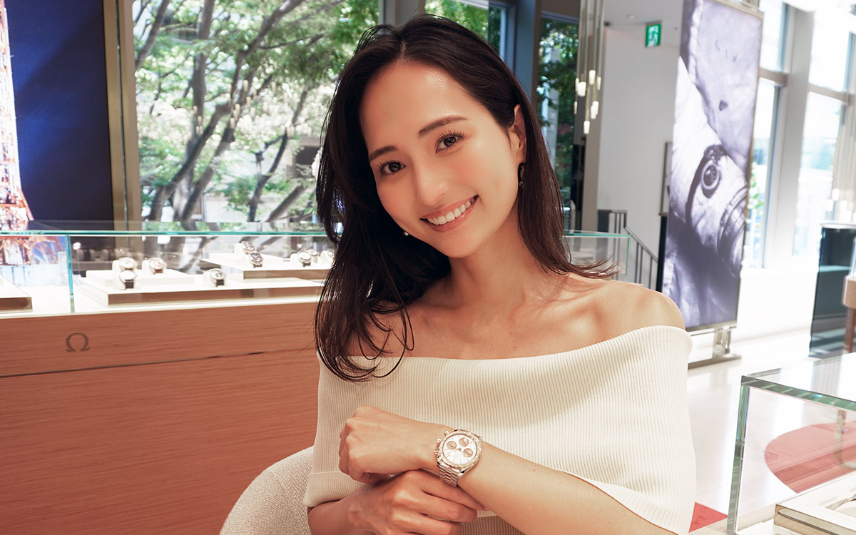 山賀琴子が試着レポート！“自分らしさ”を引き立てる『OMEGA』の新作