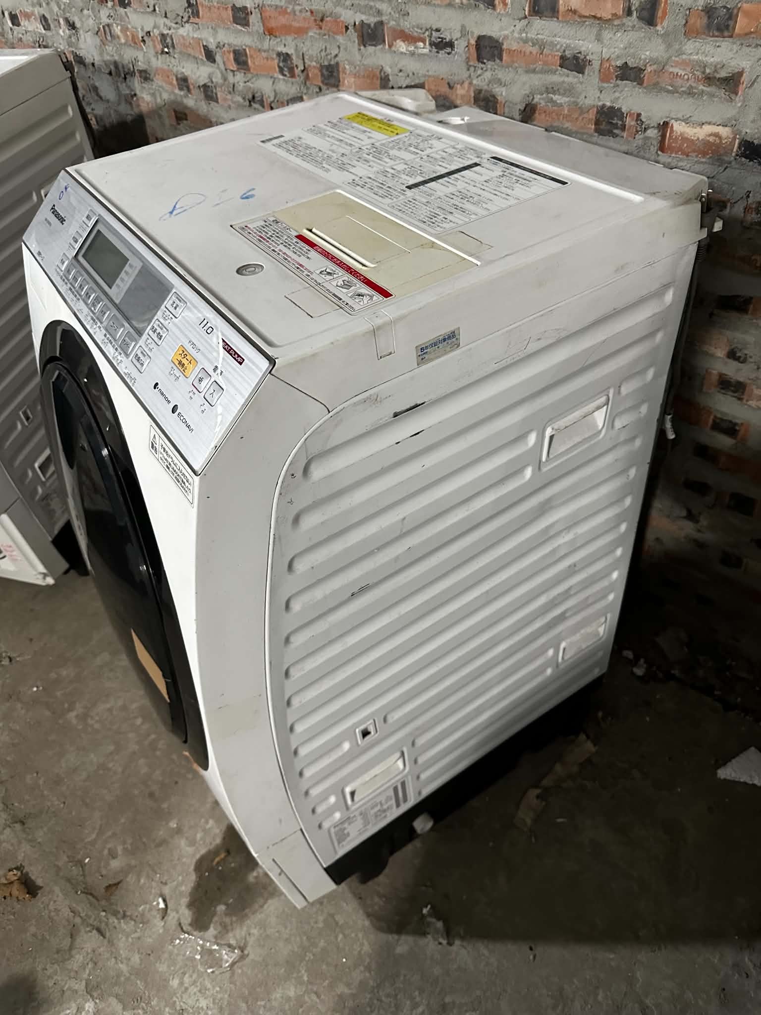 SVX870L zin bụi giá đẹp.Kính mời các bác Bao điện quay lồng.Hàng 