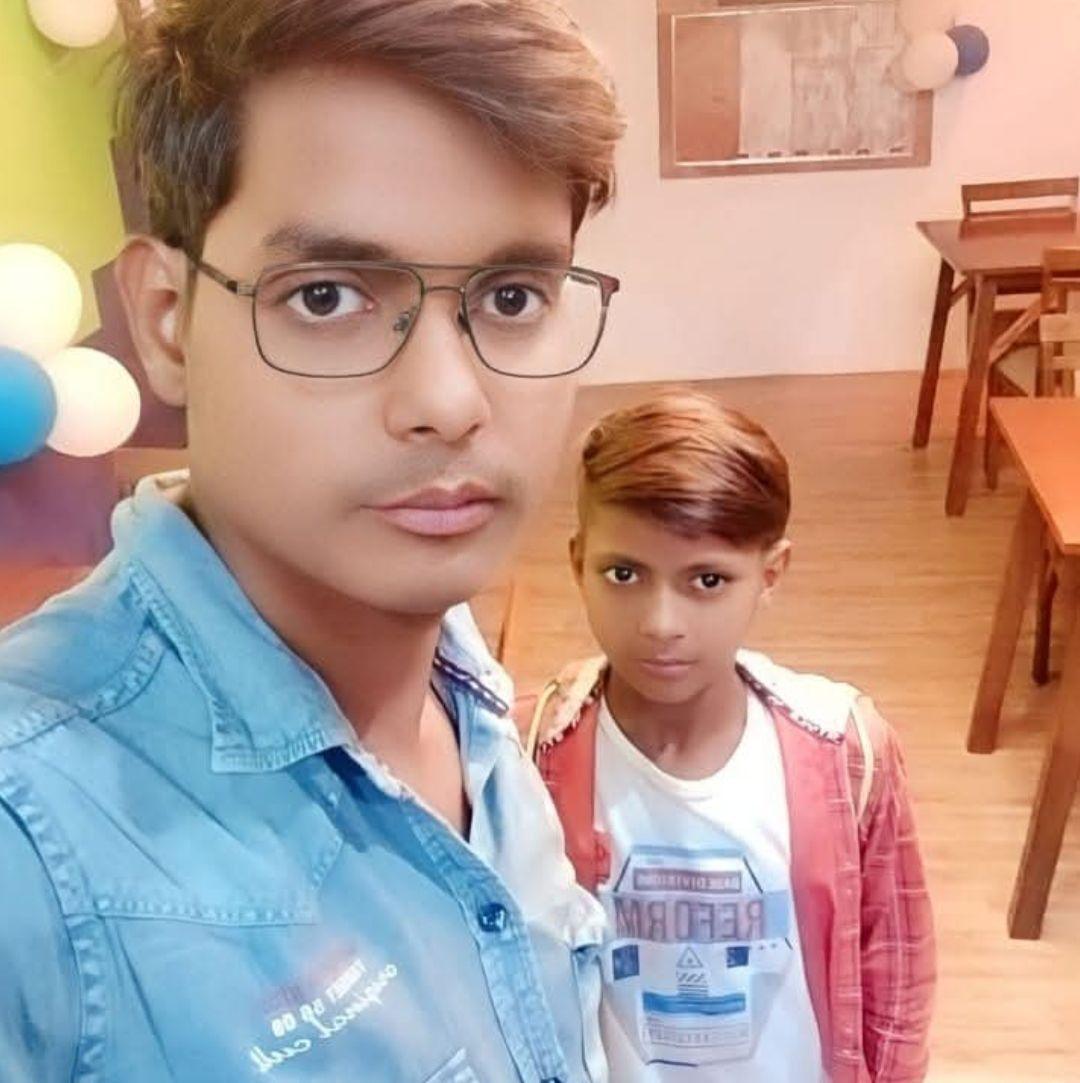 Md Rakeeb