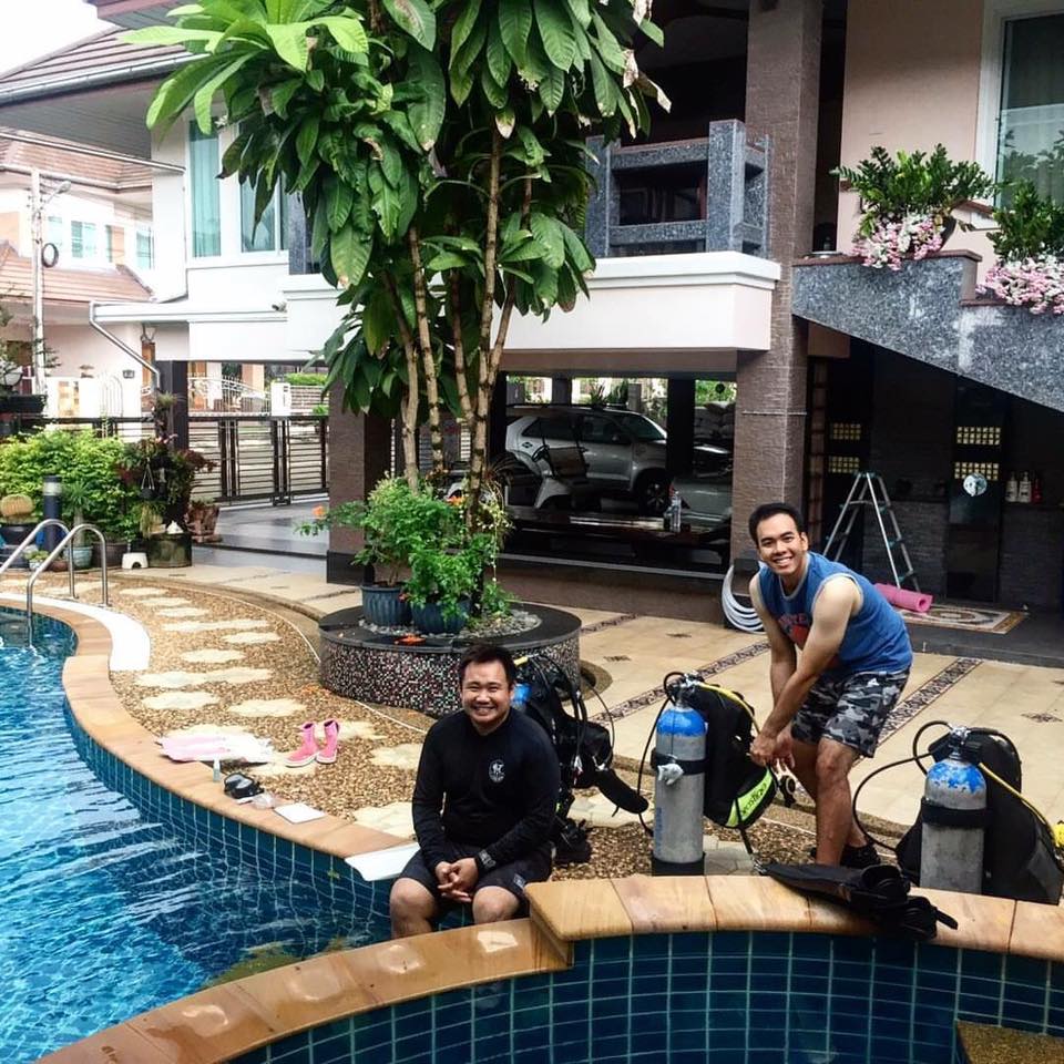 เรสคิวท่ามกลางสายฝน... - Dive Ranger สอนดำน้ำ ทริปดำน้ำ กระบี่ | Facebook