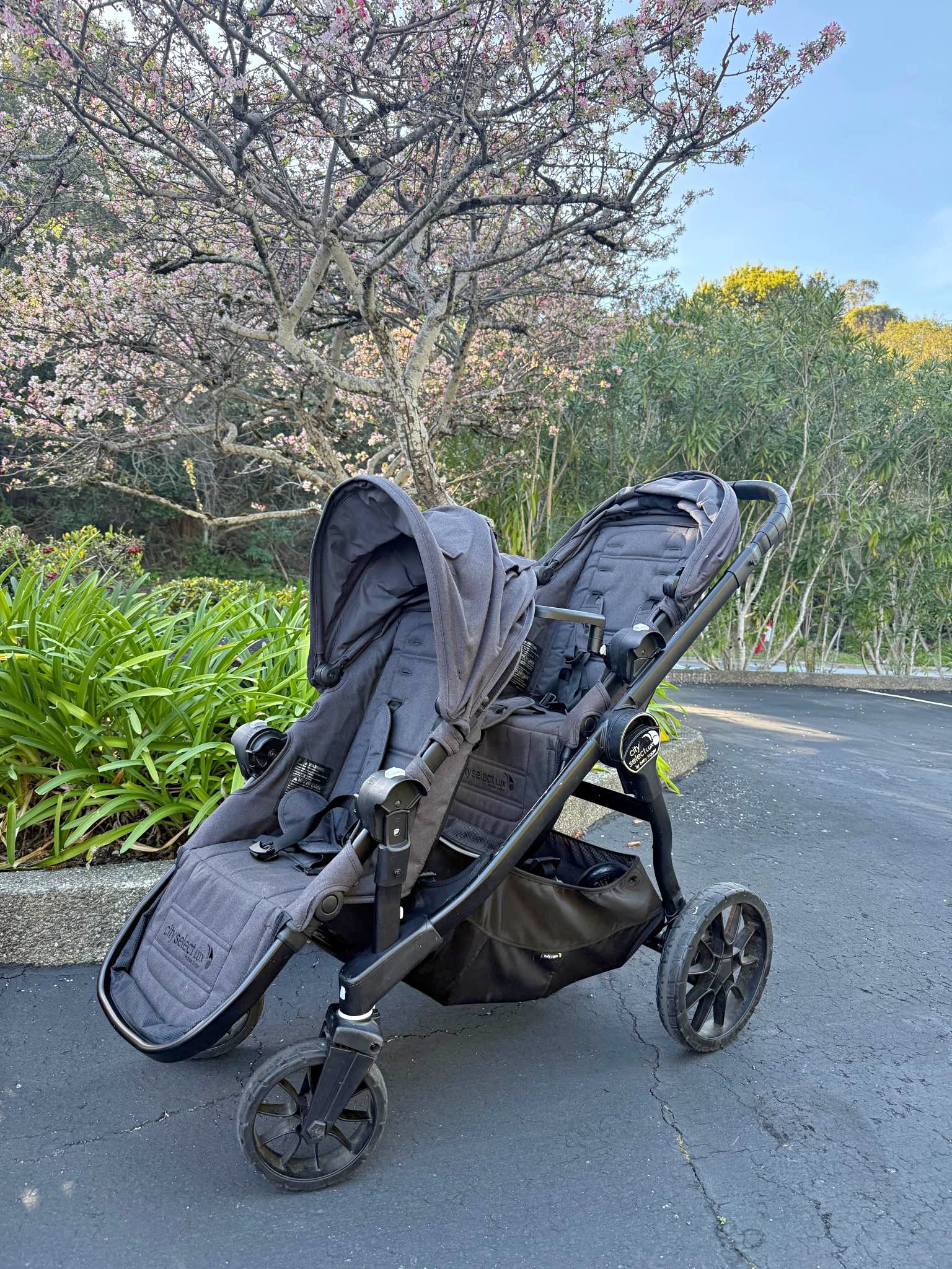 hiking dog stroller Ibiyaya Universal Bicycle Bike Helmet PO_9185 and a water Color:BLACK W/ AIRFRANCE BLUE