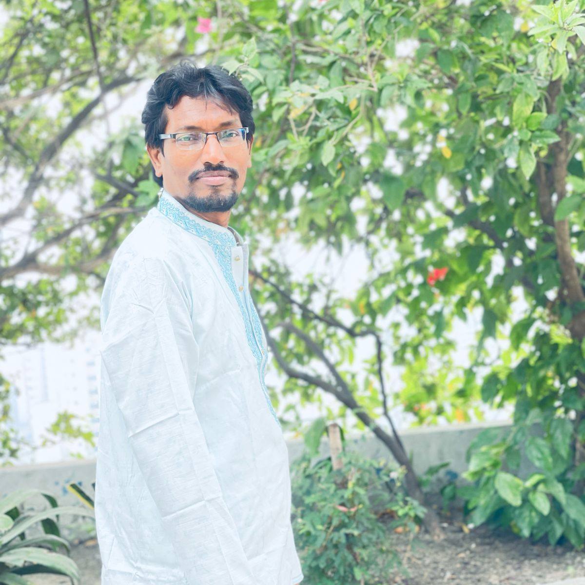 S.m. Azad