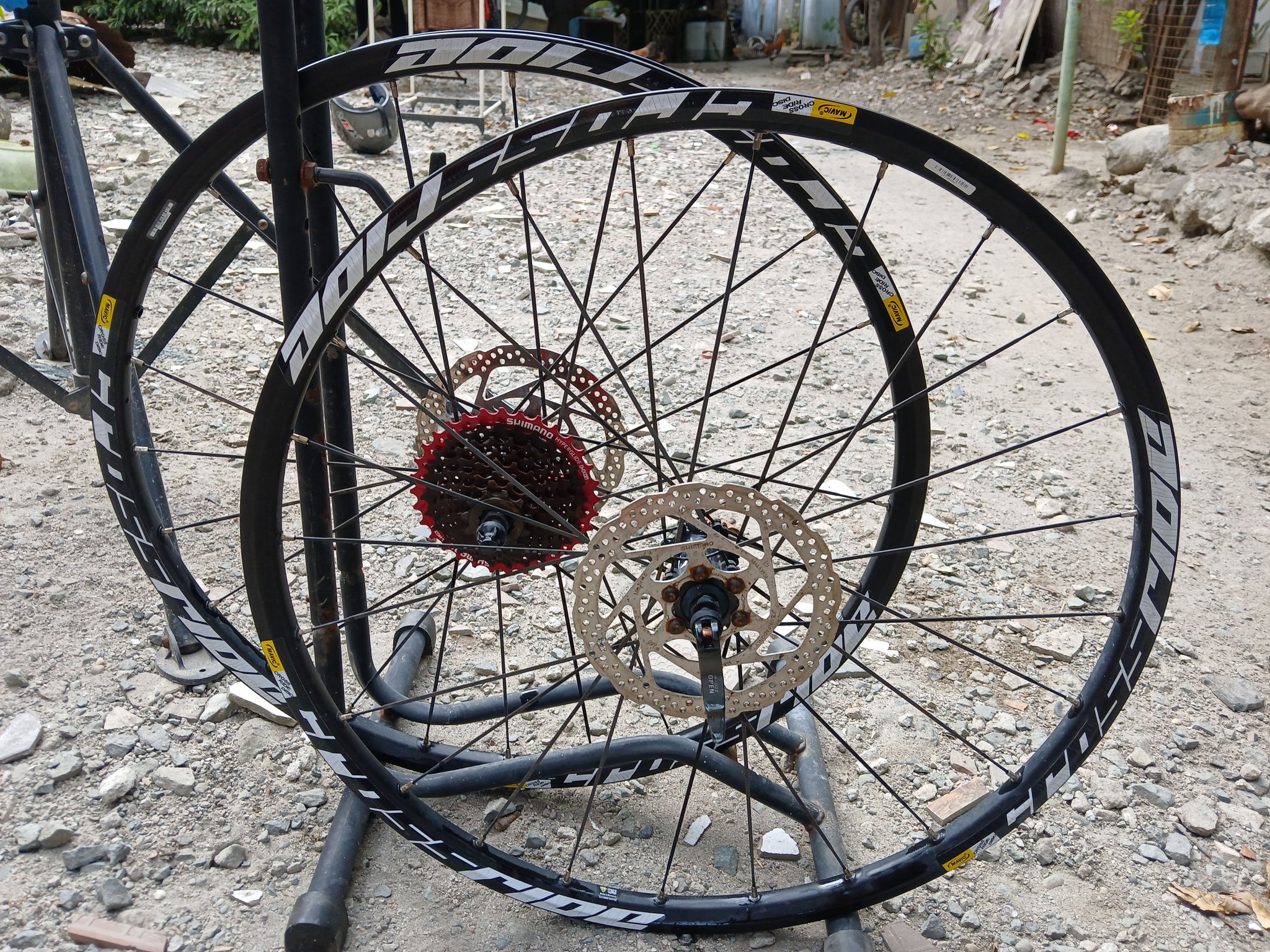 FS: 26er Wheelset Mavic SUP 217 hard anodized 36h shimano exage 
