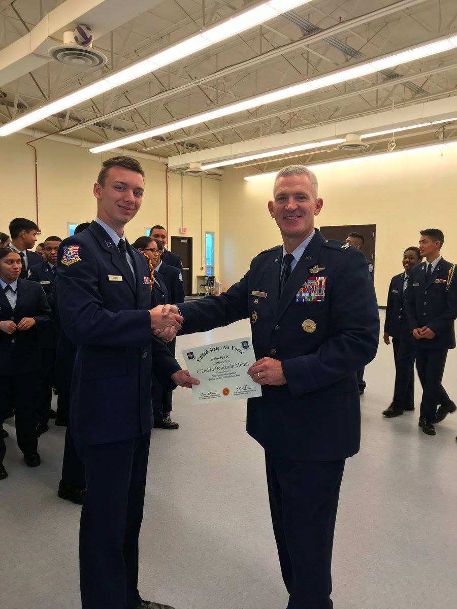 Arlington's Col. Scott Dierlam named outstanding senior aerospace science instructor