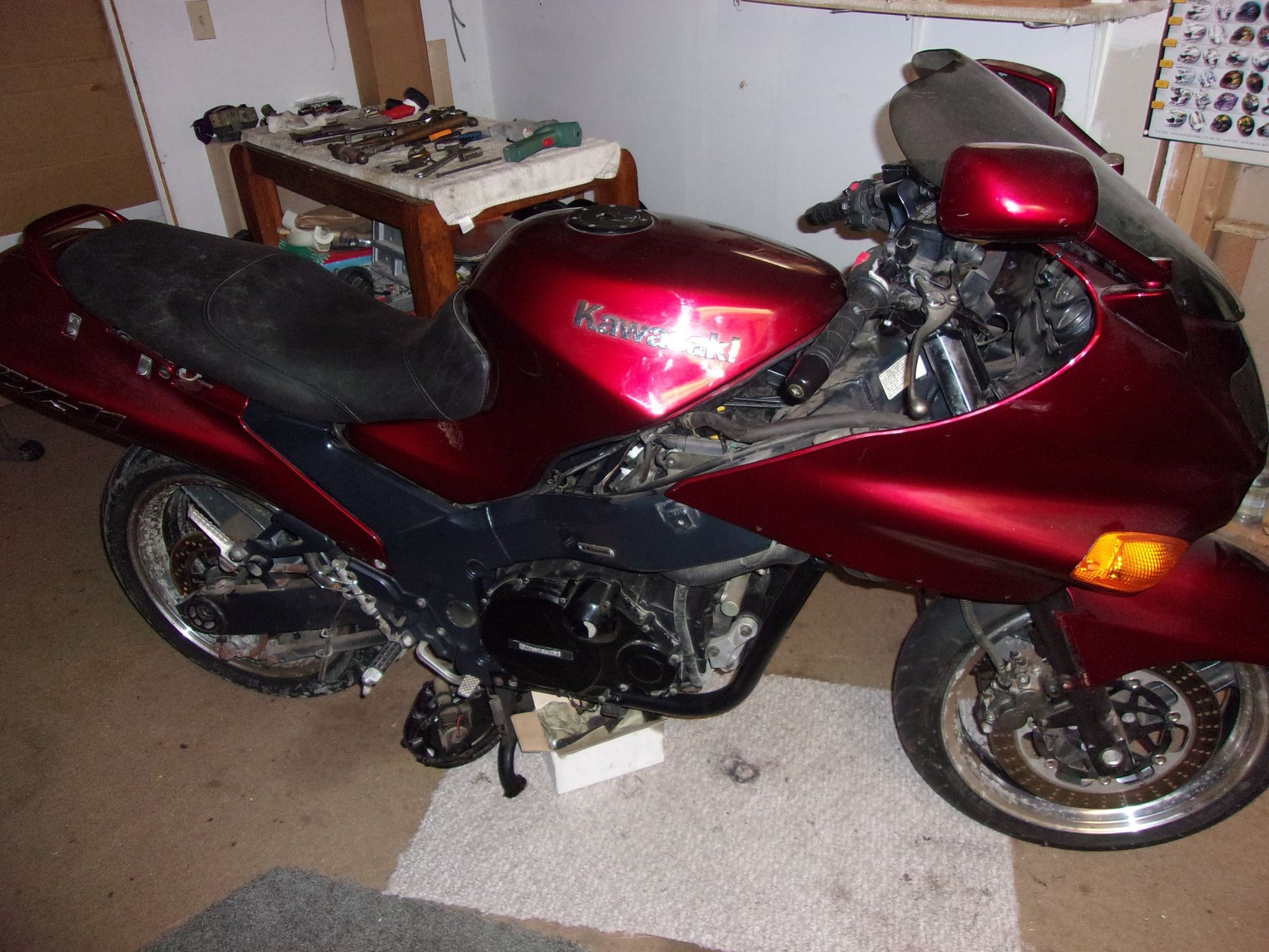 Selling this beautiful 2000 ZX-11 located in Oakland County