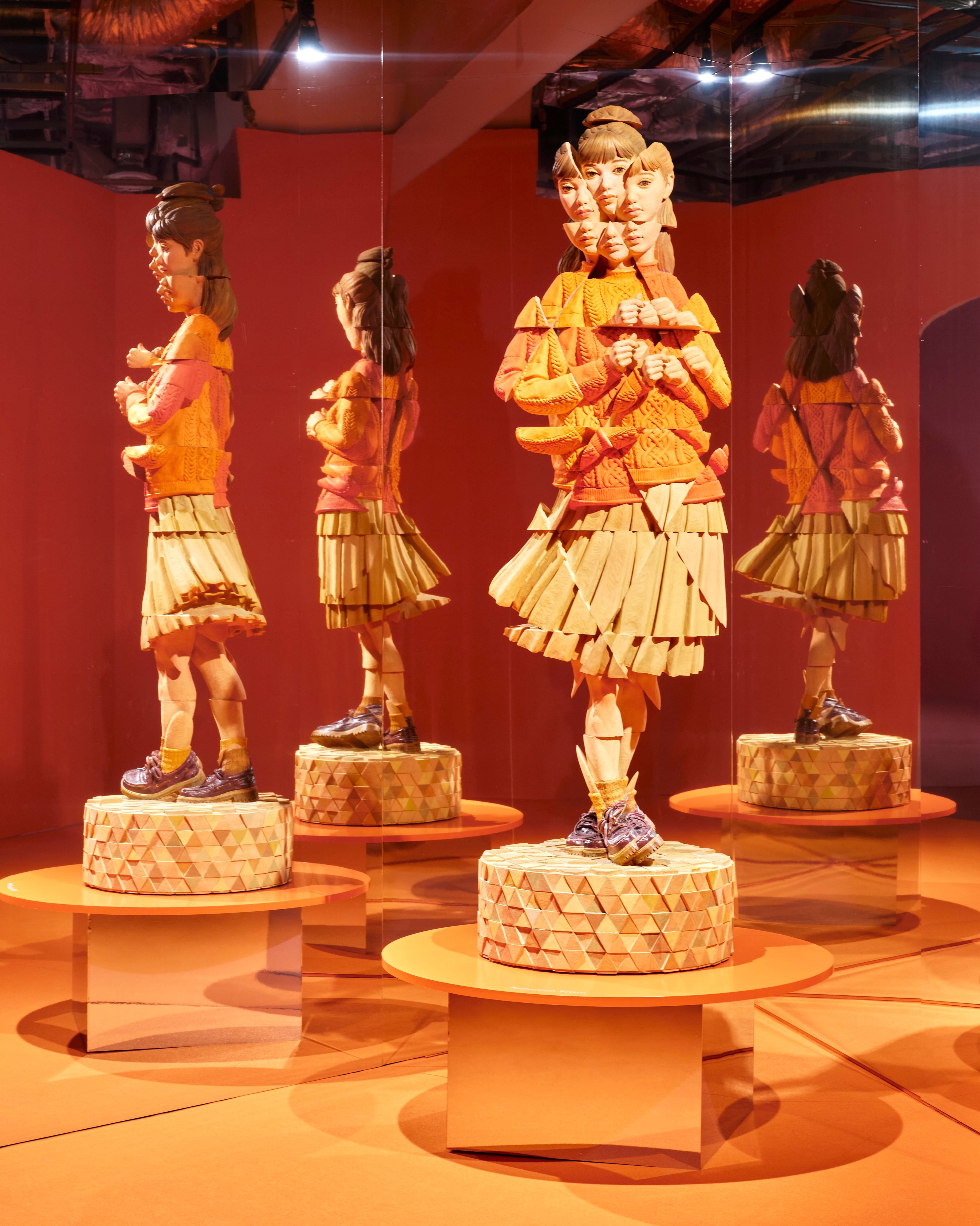 Sculptor Yoshitoshi Kanemaki 彫刻家 金巻 芳俊 (@kanemaki
