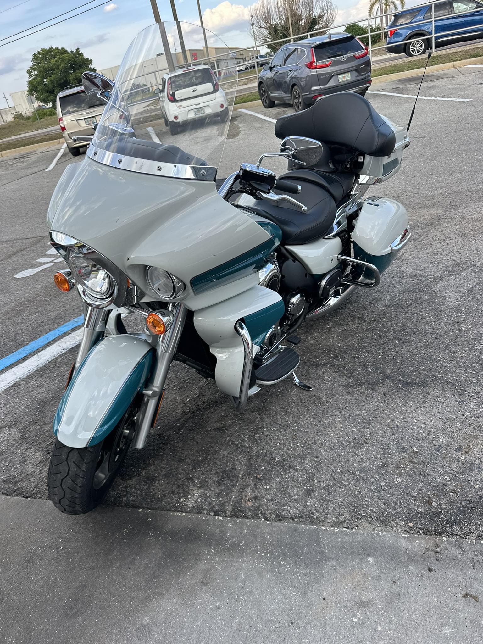 How sturdy are trunk-mounted passenger armrests for Kawasaki zg