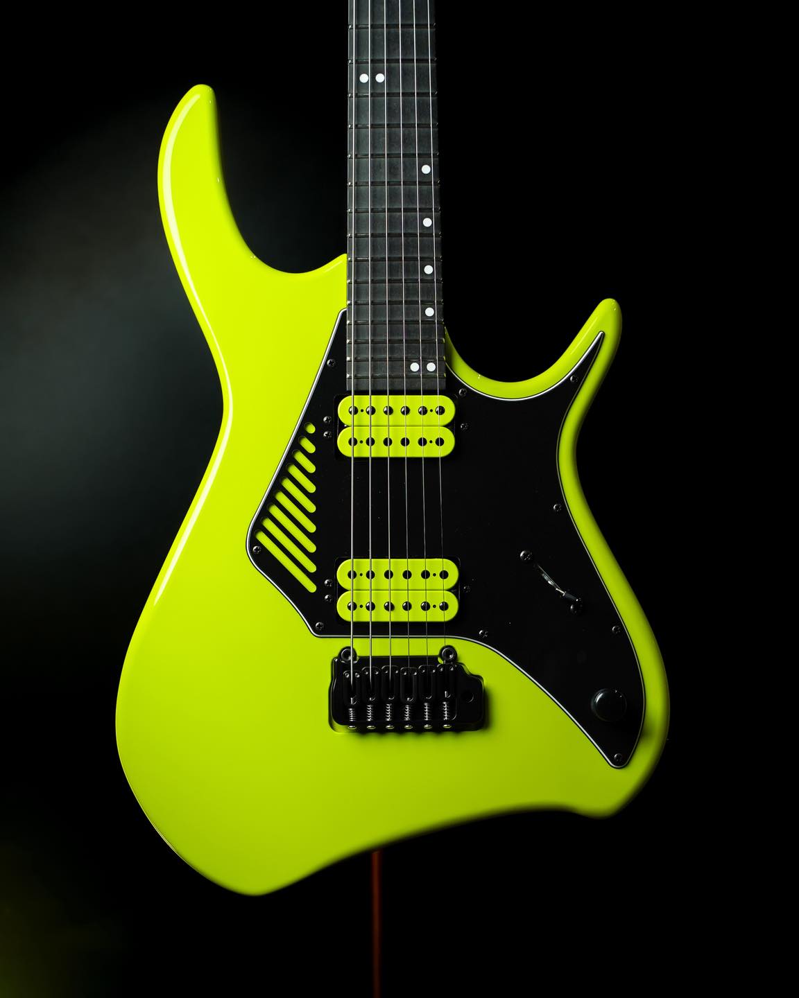 Kiesel DC600 Lefthanded　レフティ Kiesel - DC600 (Lefty) in vintage yellow cali-burst over flamed