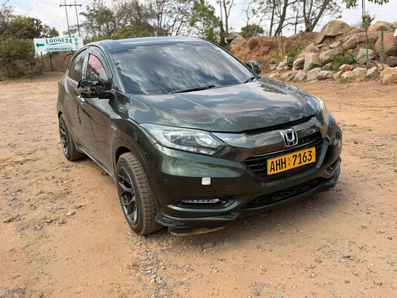 QUICKSALE HONDA VEZEL Automatic Smooth drive No malfunction Duty