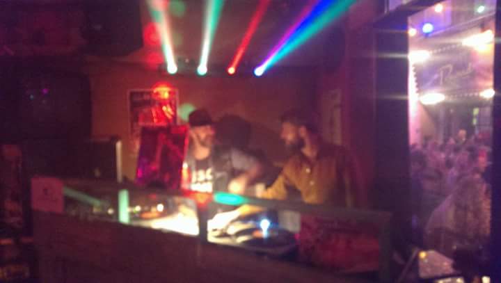 En zo ziet een feestje met Zwarte Groef... - Dijkrock Rilland | Facebook