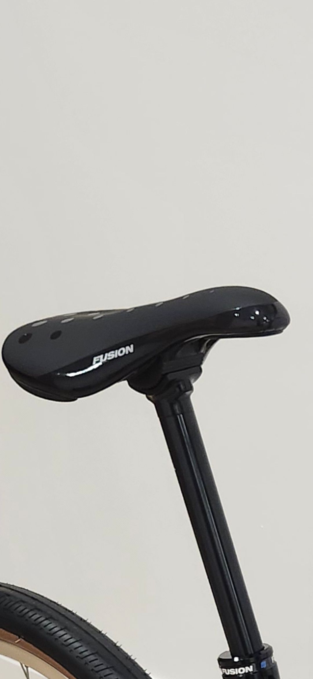 TREE bycicle pivotal BMXシート Tree Fat Ergo Pivotal Seat