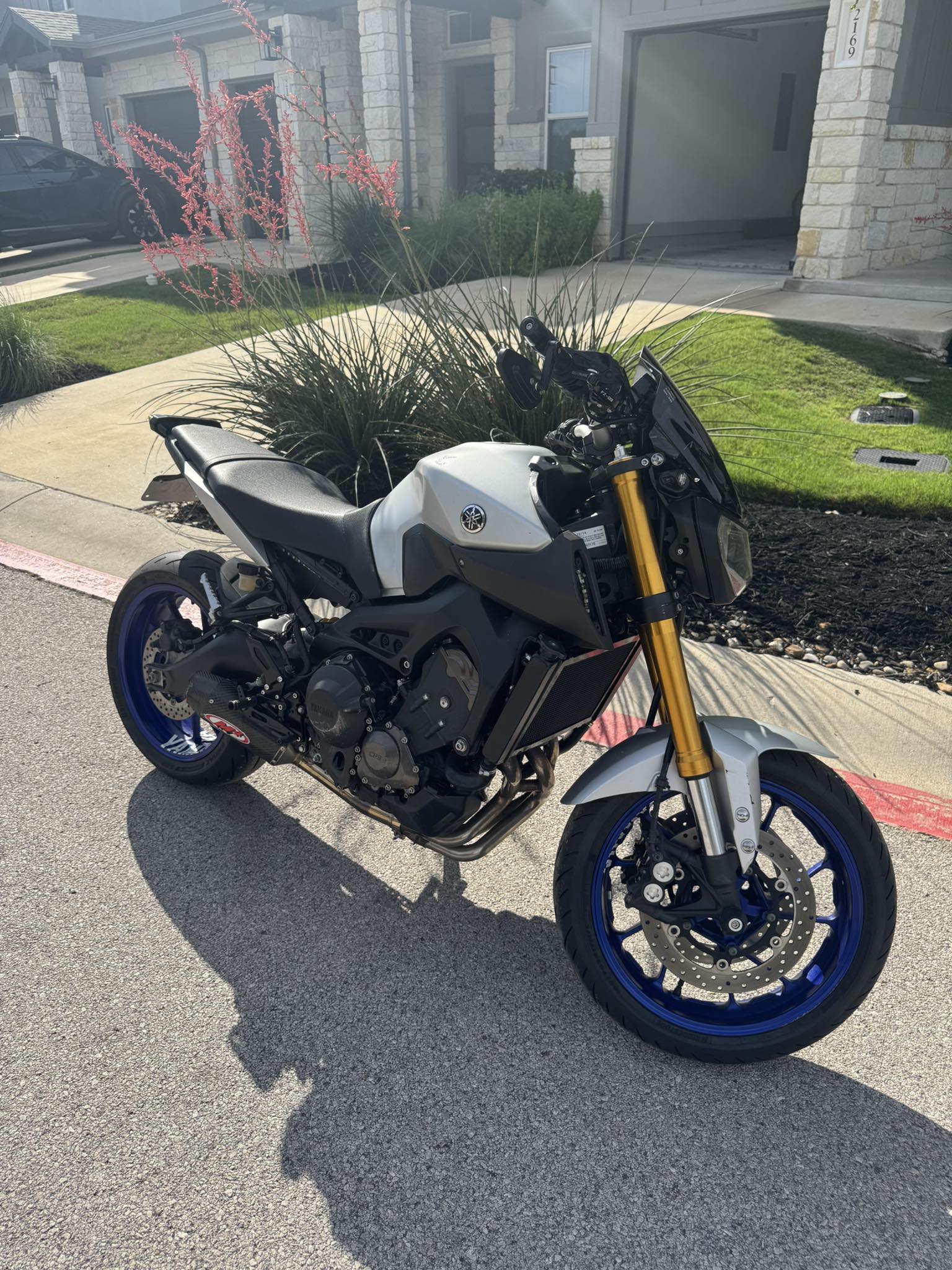 Motorcycle rider shares experience with full protective gear