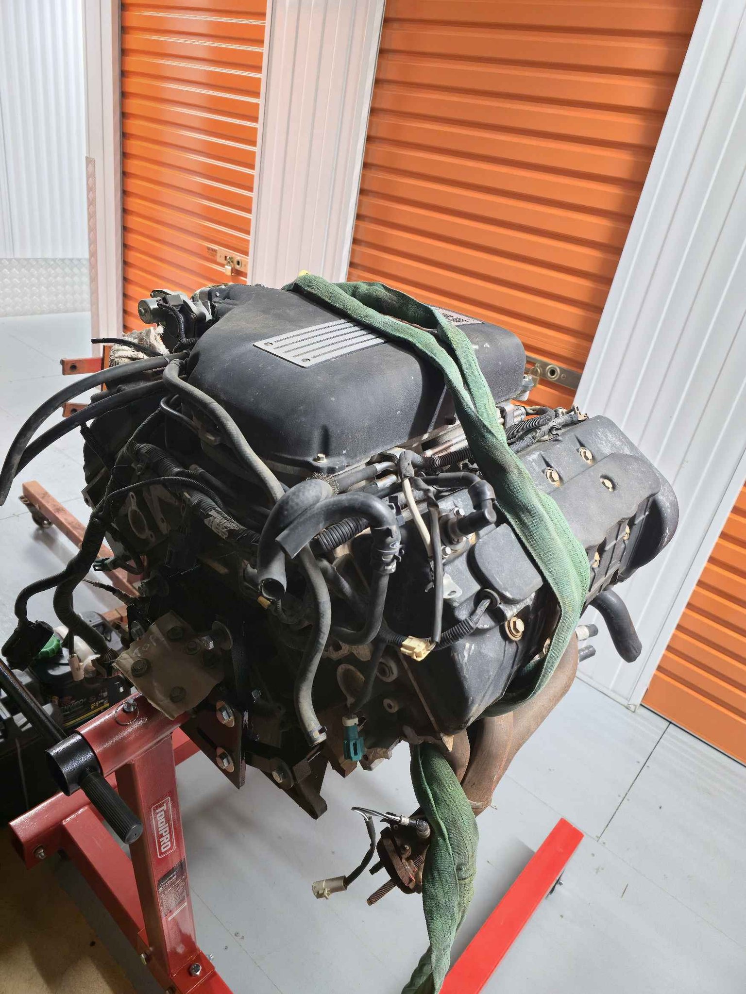 BA falcon xr8 boss 260 engine and 5 speed gearbox - Car Engines ...