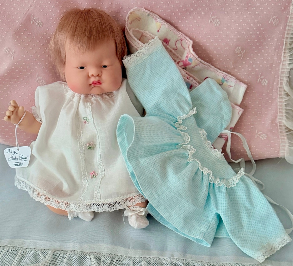 Dollyology - Check out our Vintage Vogue Baby Dear Baby 18
