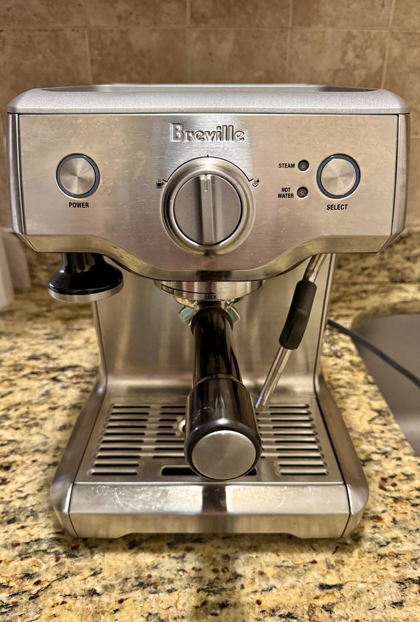 デンバーで販売中のBreville エスプレッソマシン | Facebook 