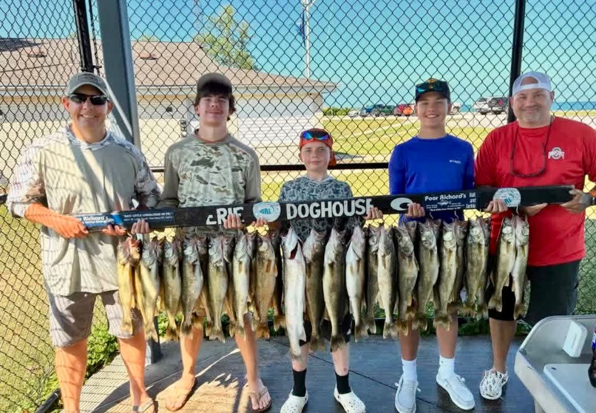fish everywhere pocket pen style fishing rod and reel kit with a variety of Best Surf Fishing Rods: rod_length__7' 0