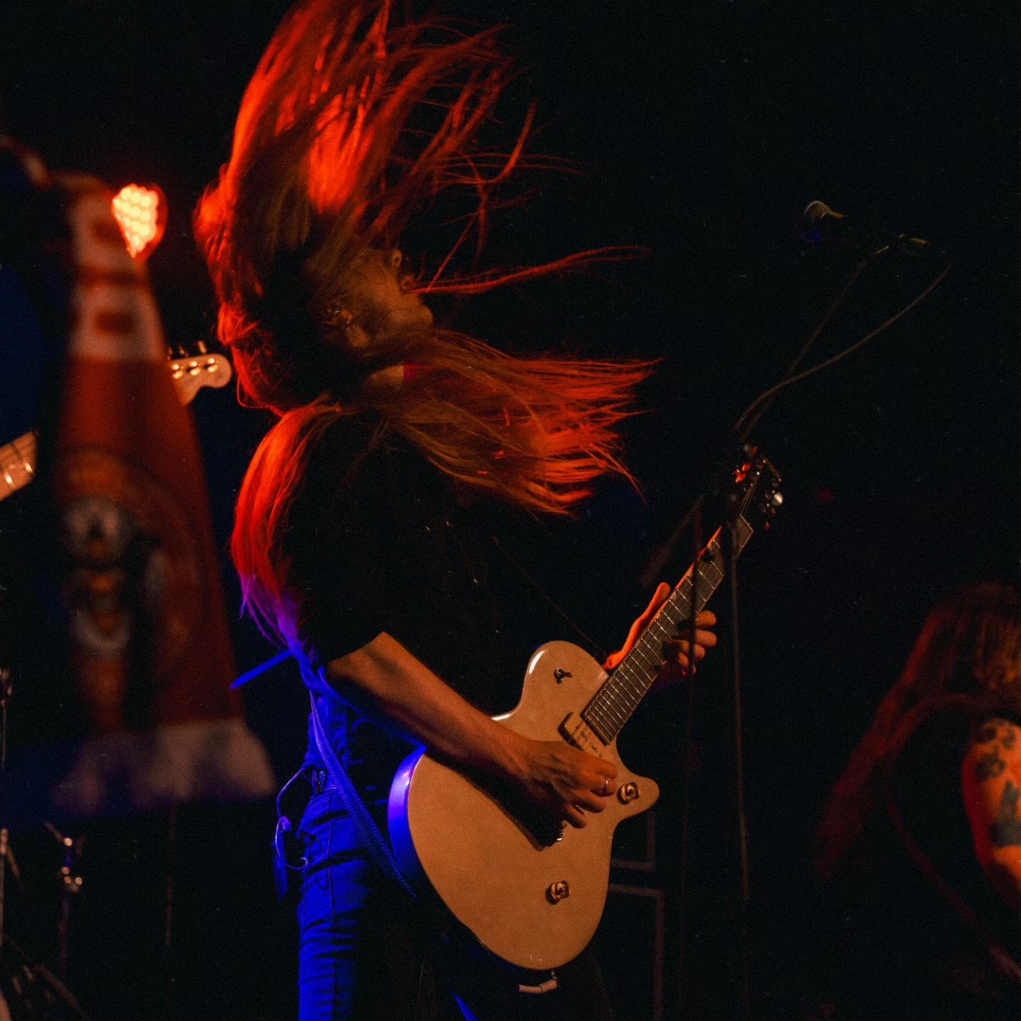 ギター Seven sisters Ivy Seven Sisters (@sevensistersheavymetal) • Facebook