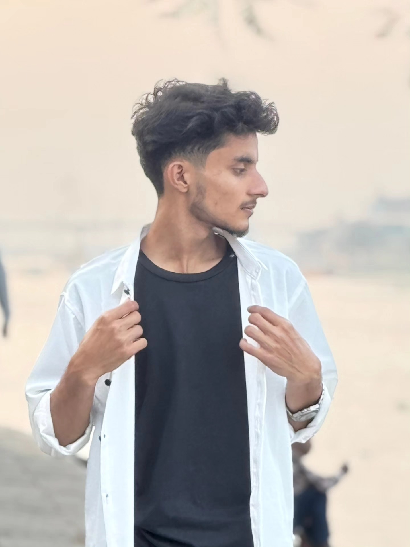 Rayhan R