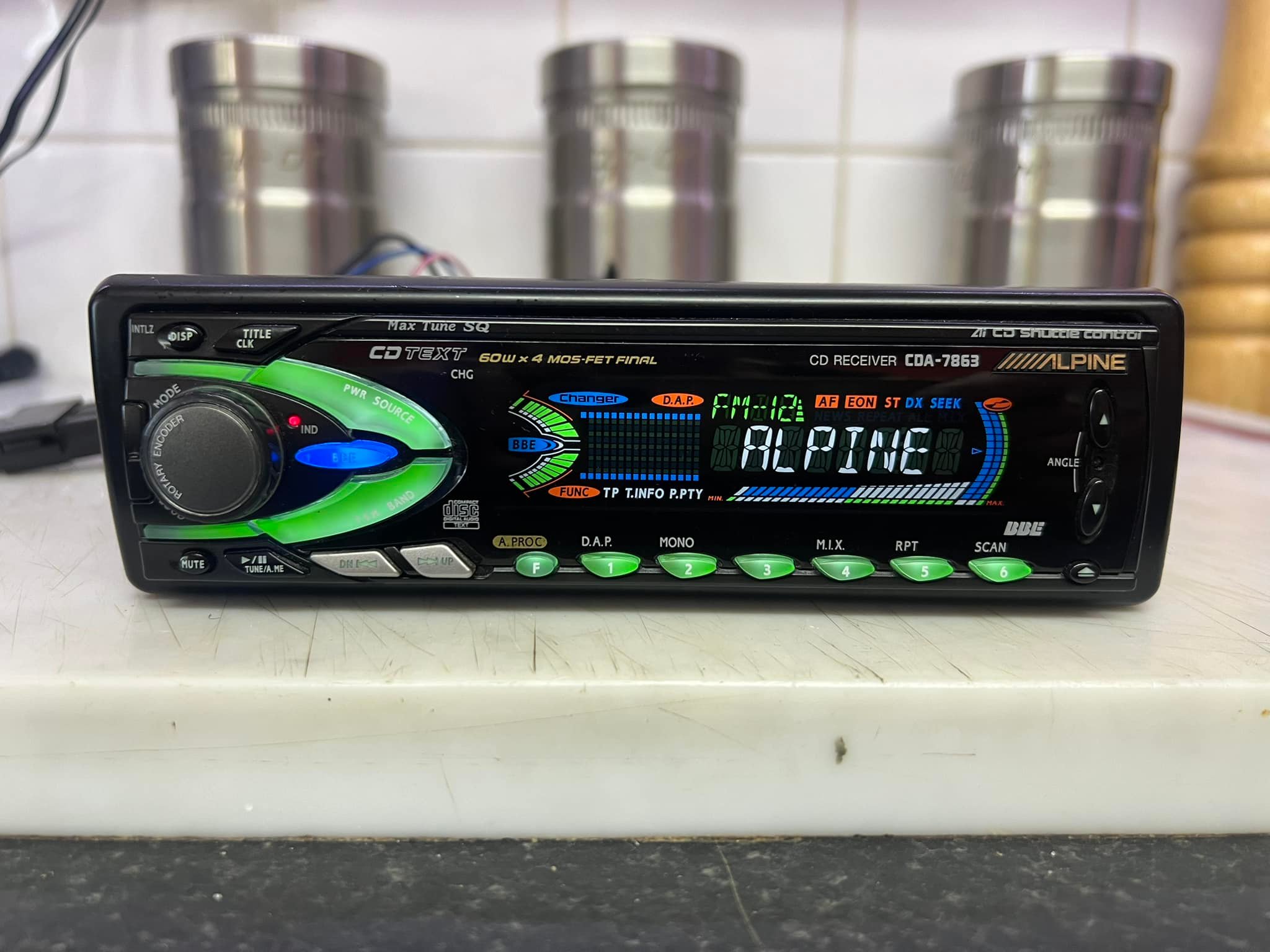 Alpine CDA 7949JG car stereo review