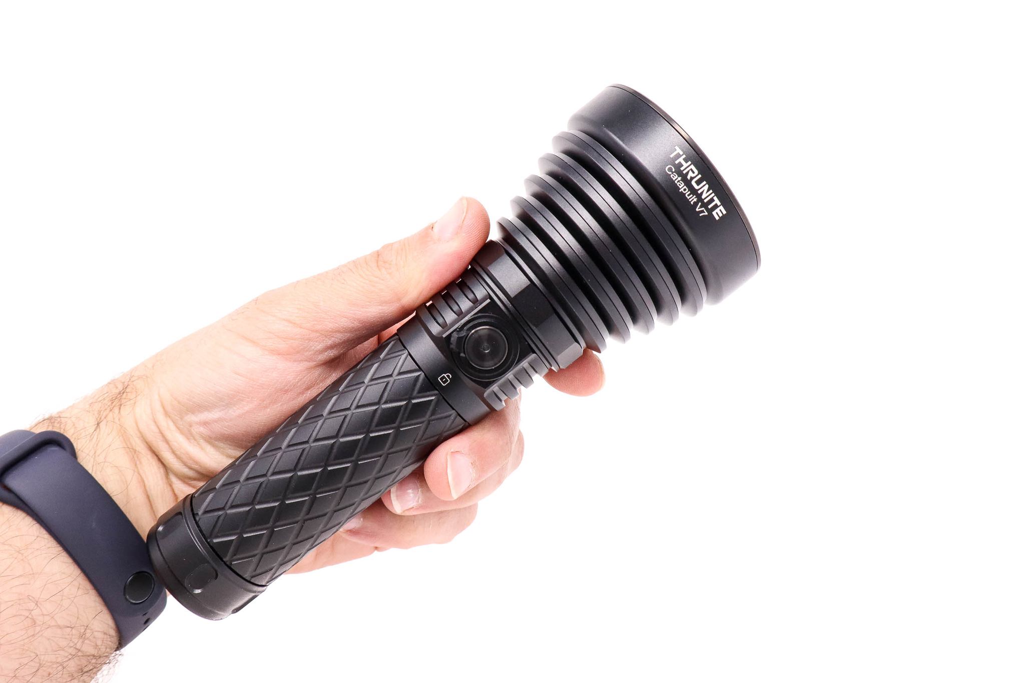 Thrunite Catapult V7 flashlight review