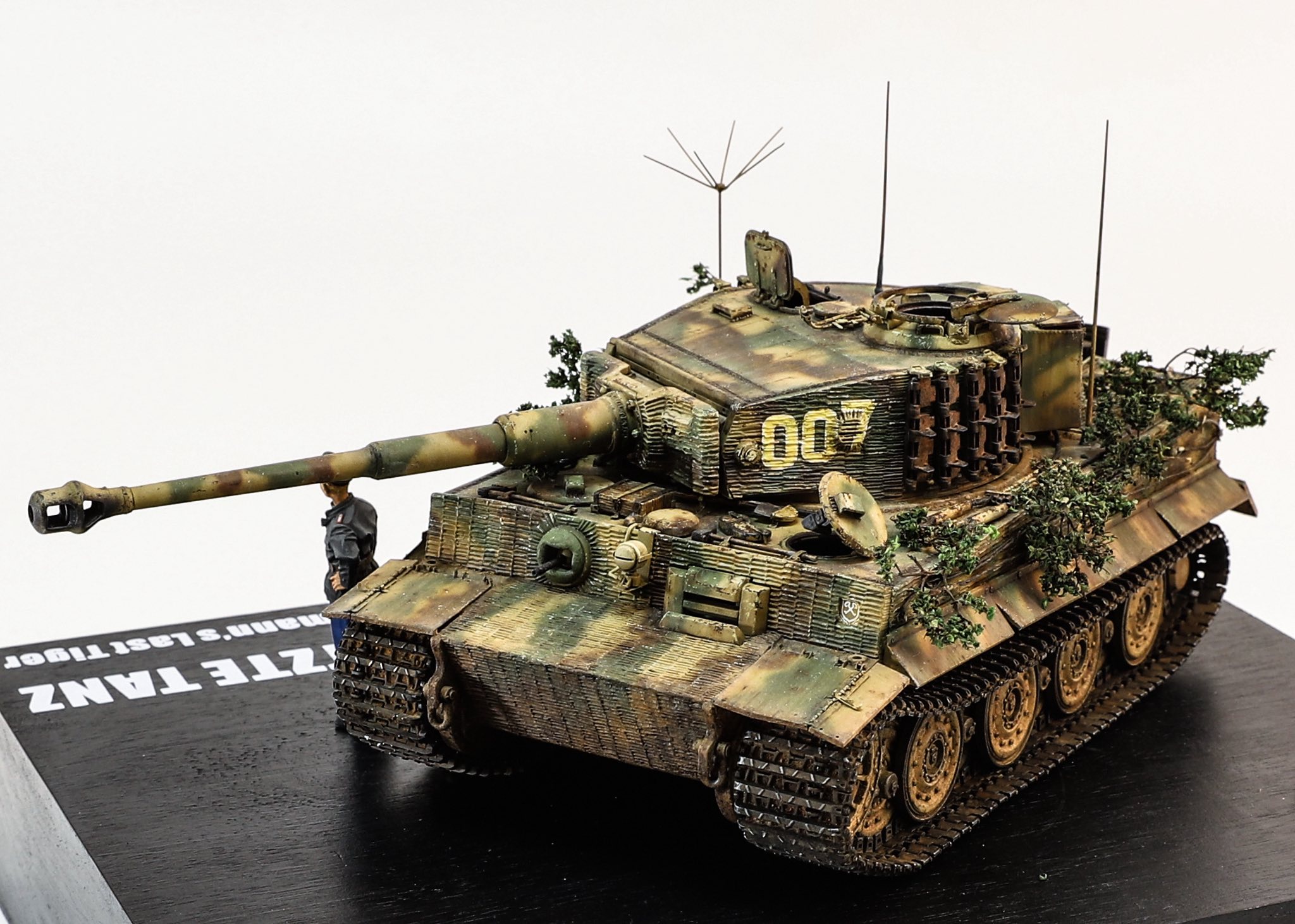 Dragon Models' Tiger I reproductions