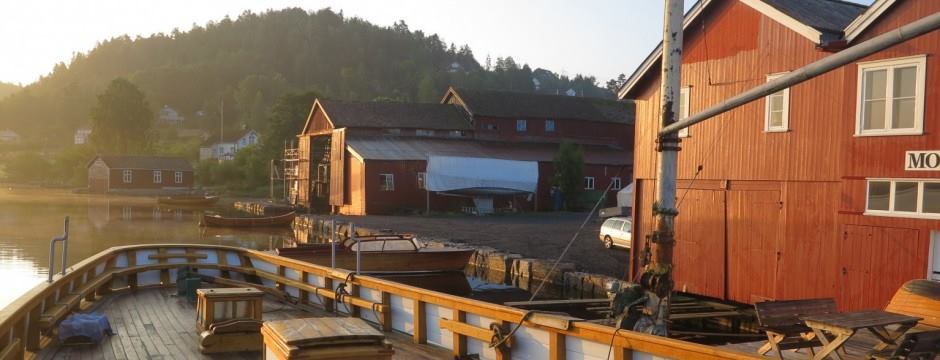Visit Risør - På Moen Trebåtbyggeri har det vært aktivitet... | Facebook