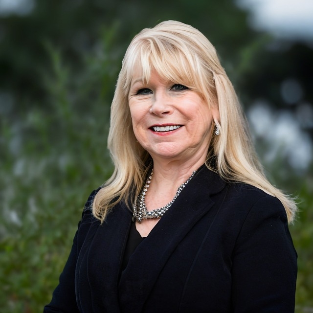 Jan Staycer Bouwman Realty | Traverse City MI