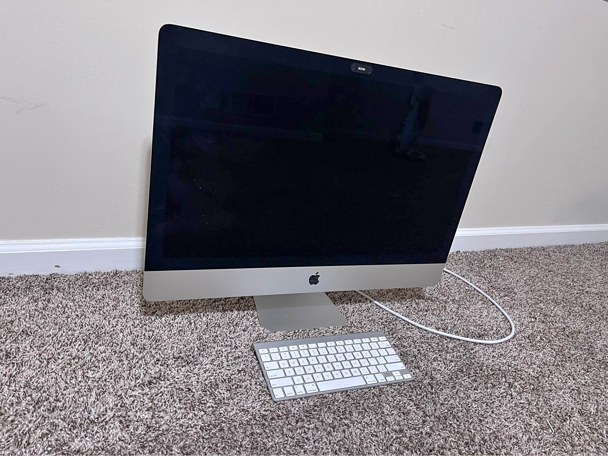 Apple iMac (27-inch, Late 2013) Magic Keyboard, No Mouse - Desktop 