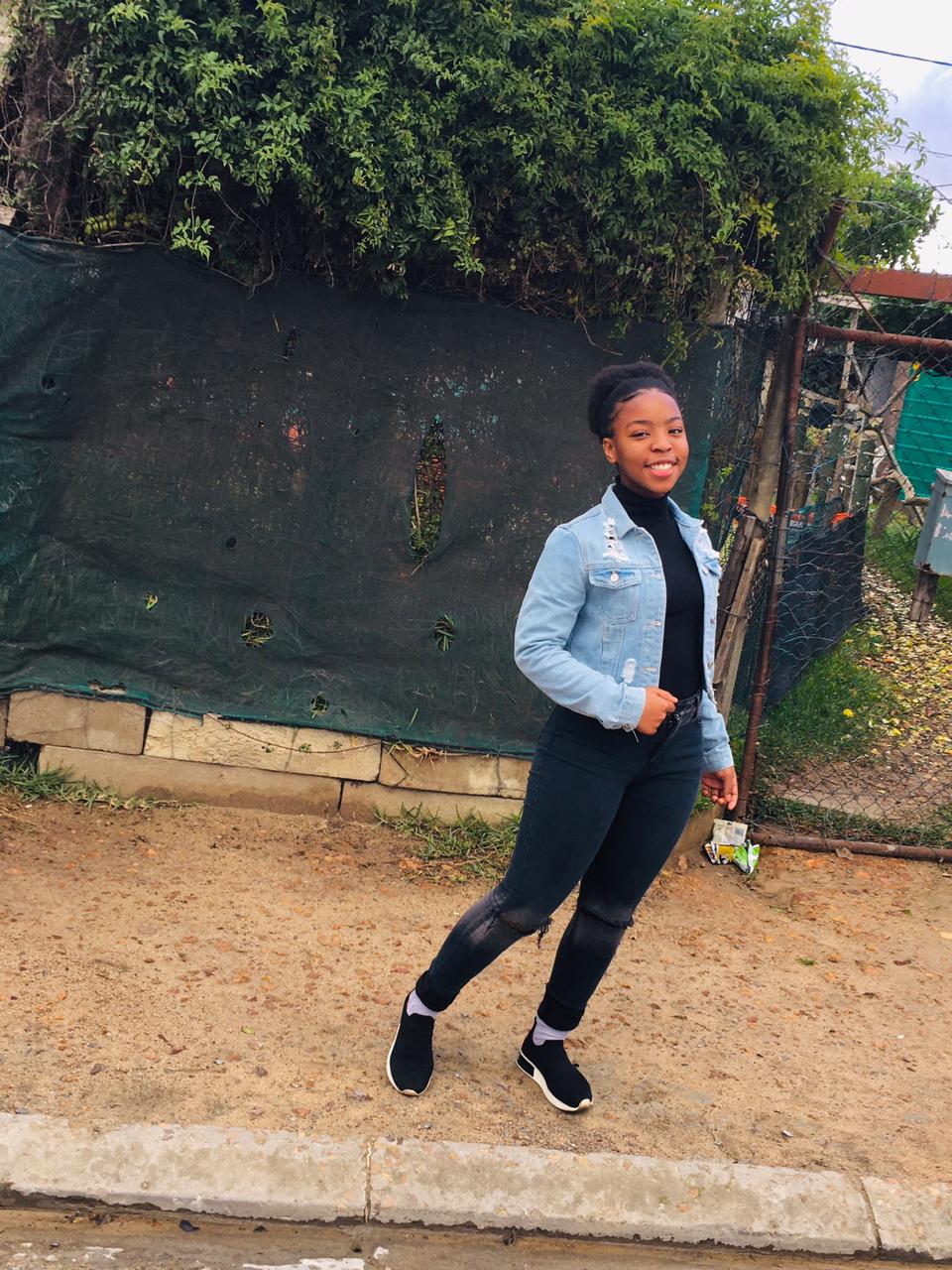 Lathitha Mphomela