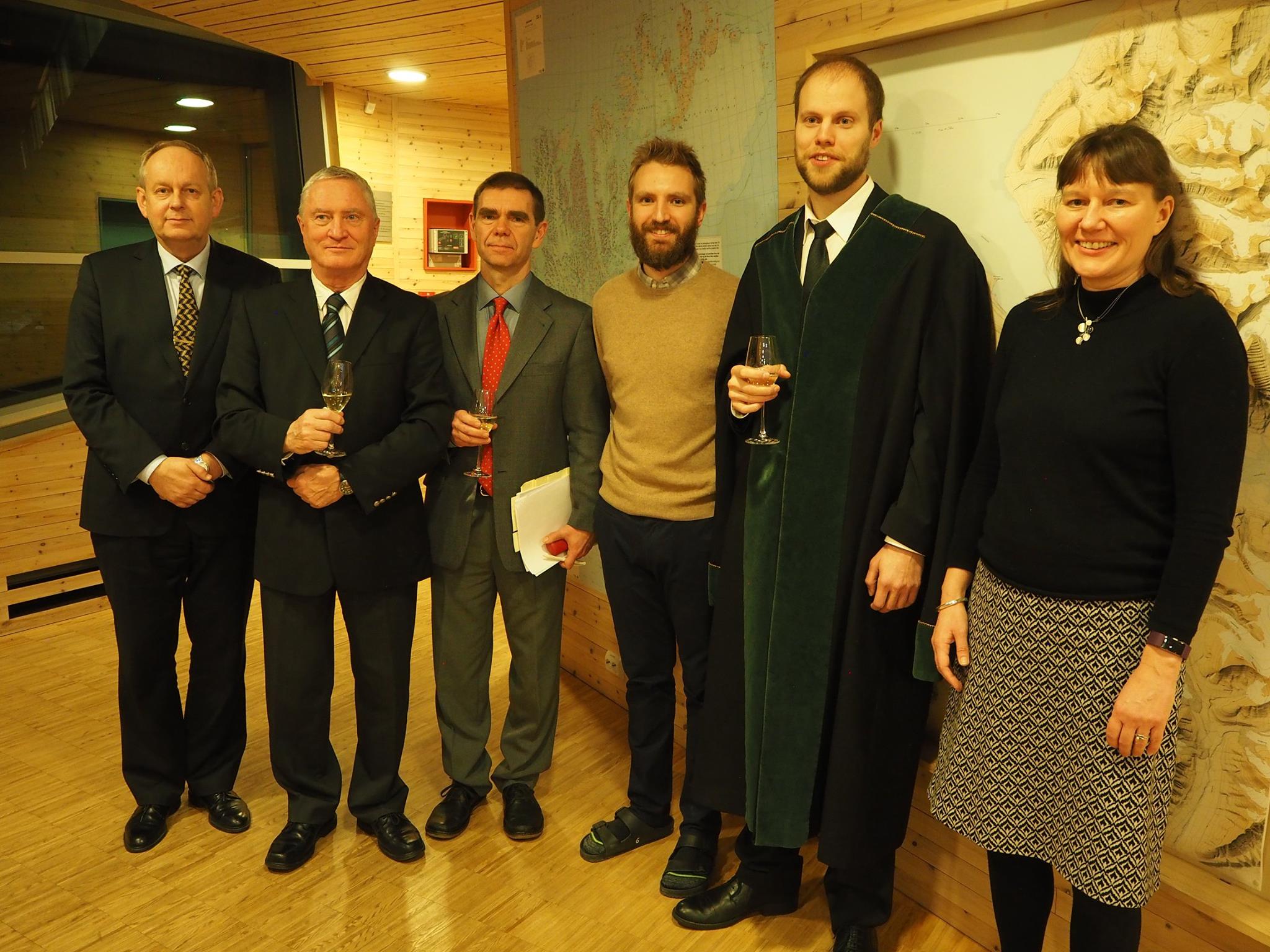 Best congratulations... - Department of Arctic Geology - UNIS