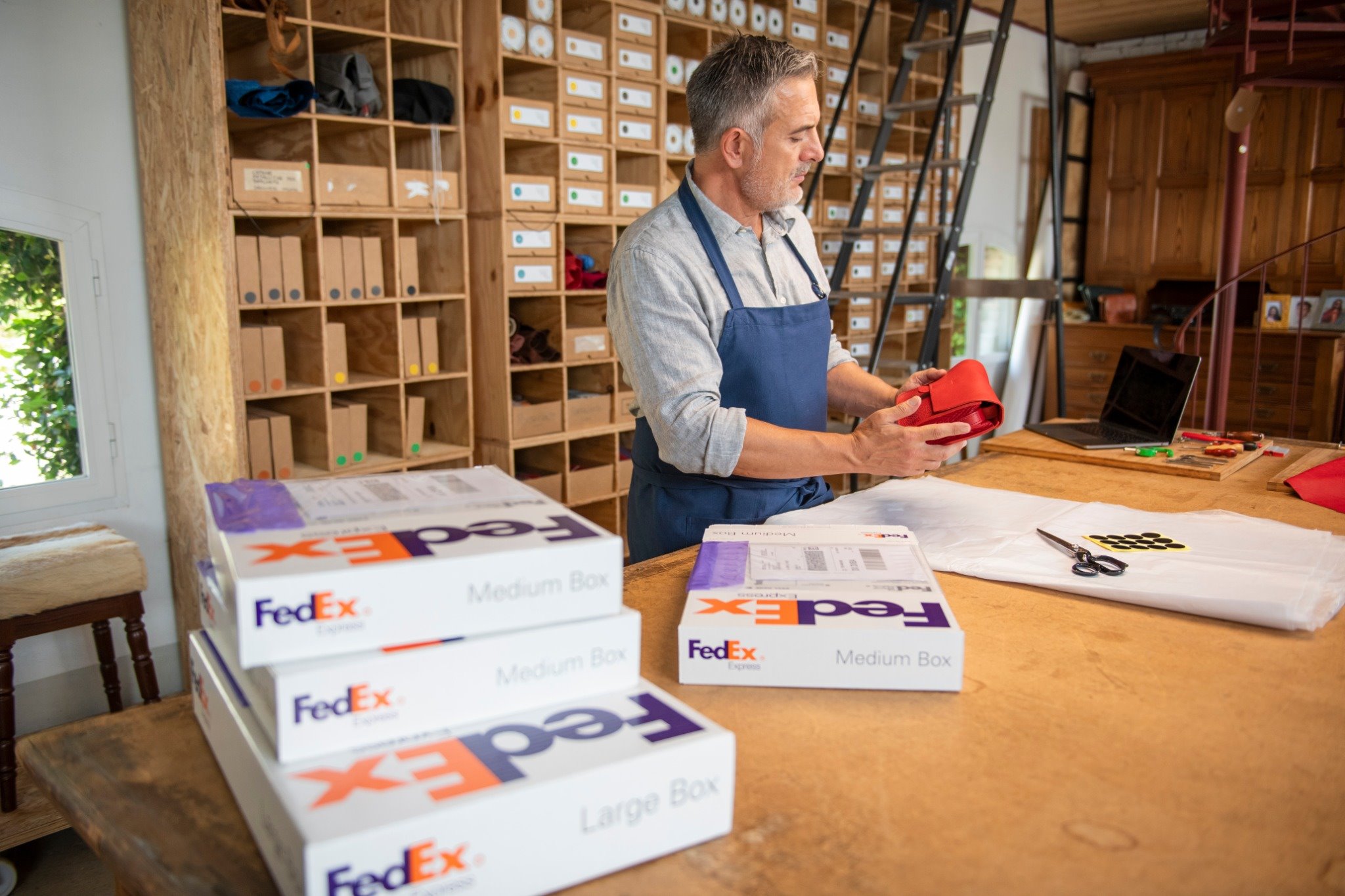 MailBox Express - Expanding your business abroad? Mailbox... | Facebook