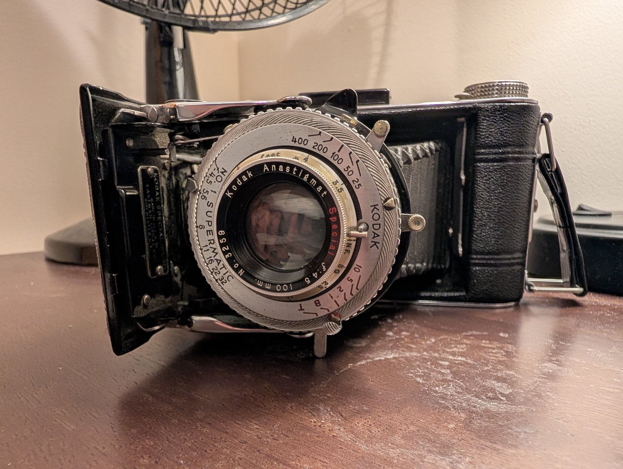 Removing shutter from Kodak Special Six-20 camera?