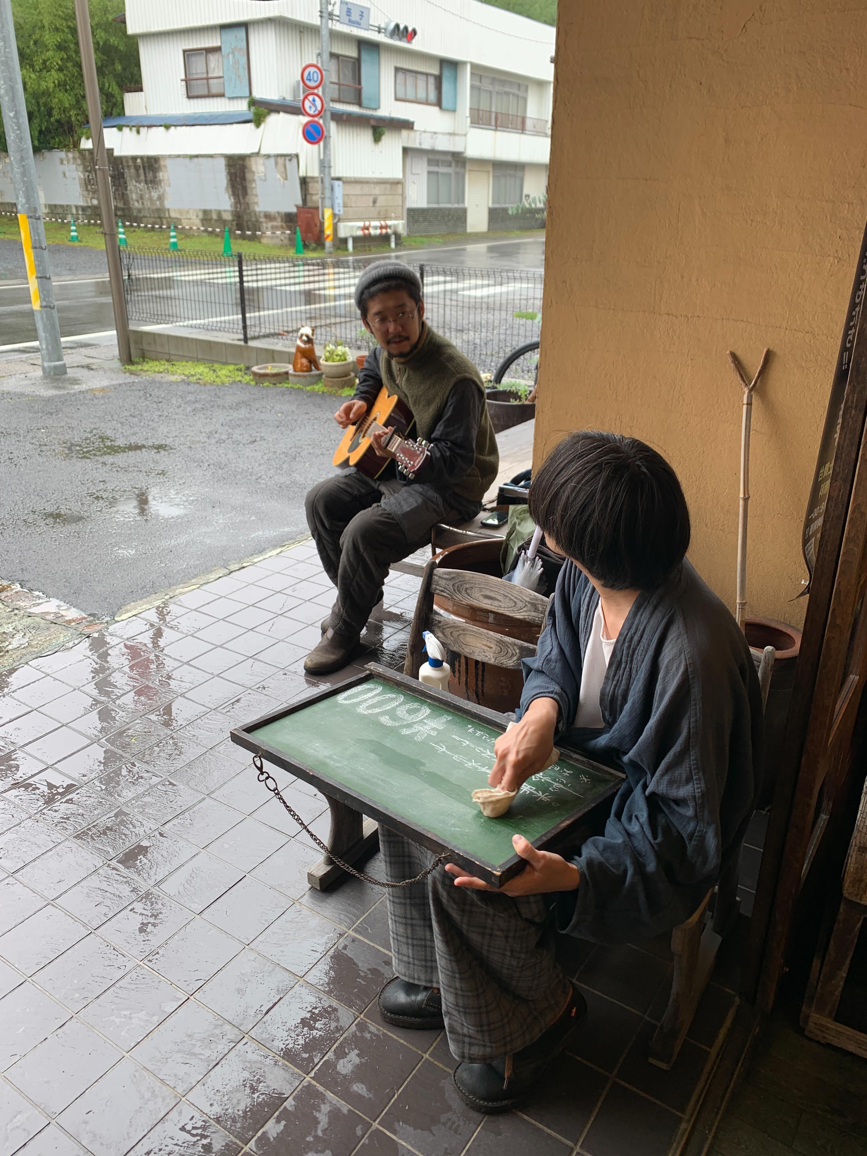 神崎正樹回顧展が始まります。 ながく、楽しくつかえる食器を中心に