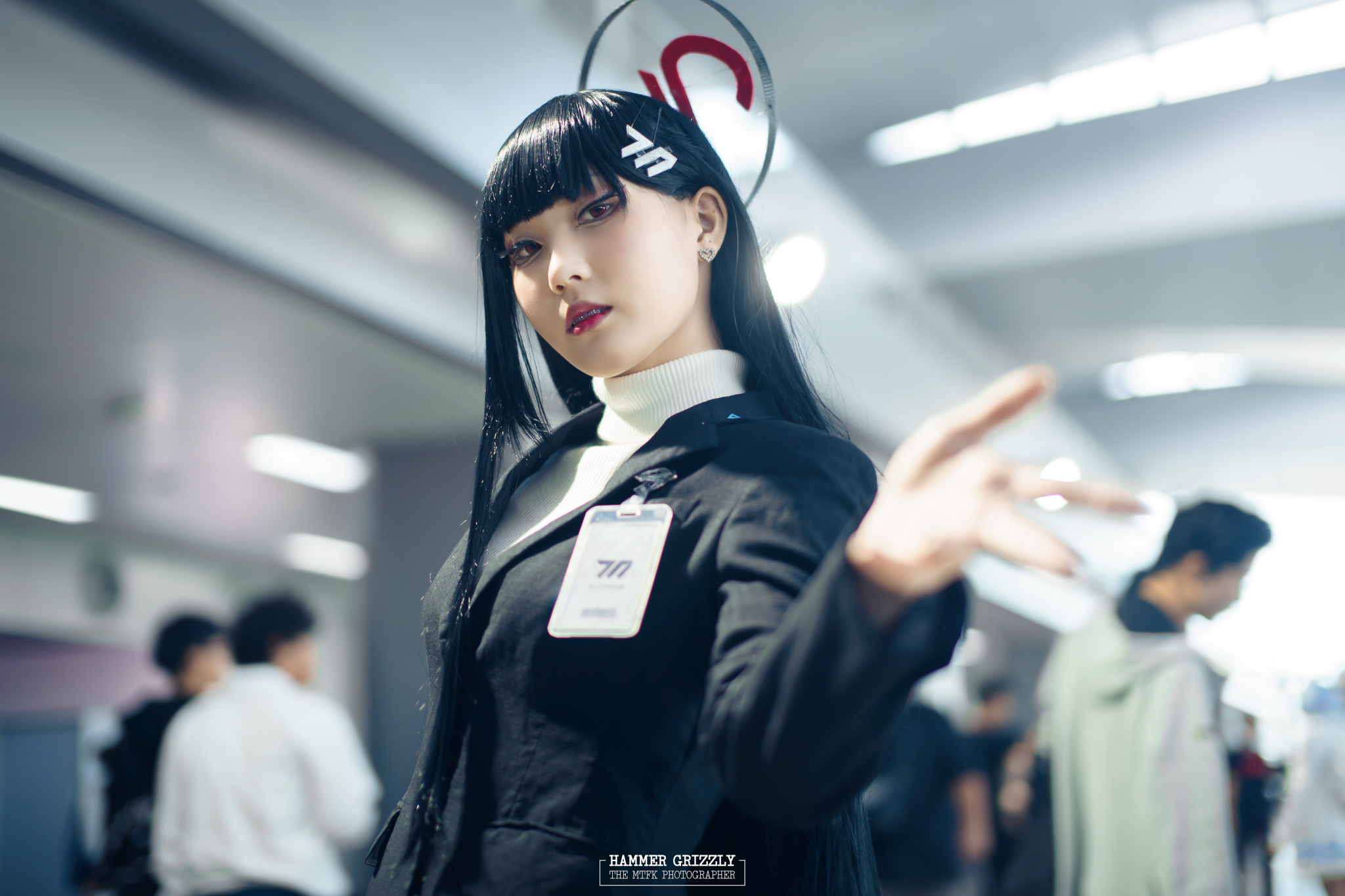 Hammer Grizzly:... - Hammer Grizzly: The MTFK Photographer