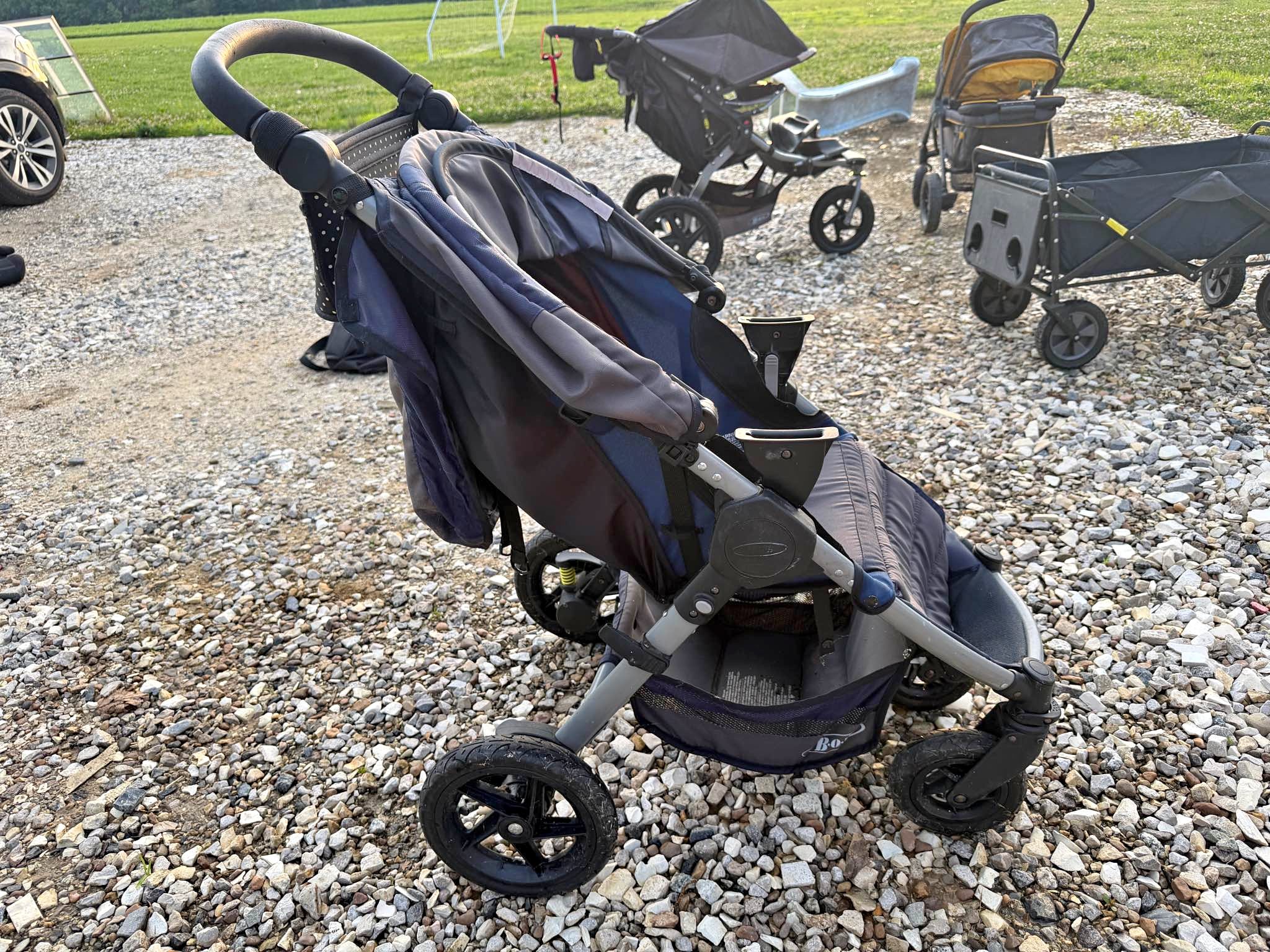 bugaboo donkey white canopy Color:Red and WhiteBold Crimson Stripes Bell Moto-3 Ace Cafe caster With the Bugaboo Dragonfly