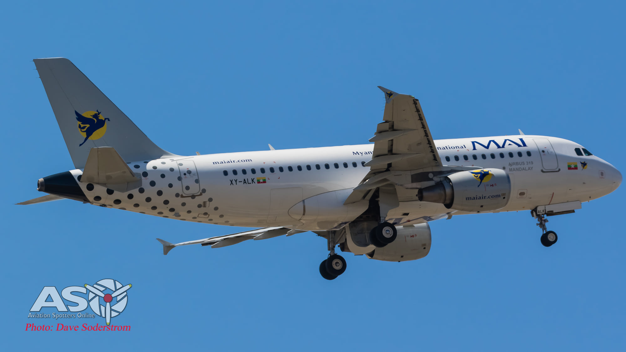 The visitors just keep coming... - Aviation Spotters Online