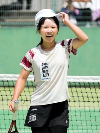 全国高校総体＞テニス女子 石田（神戸野田）が悲願の初V 過去1勝3敗の