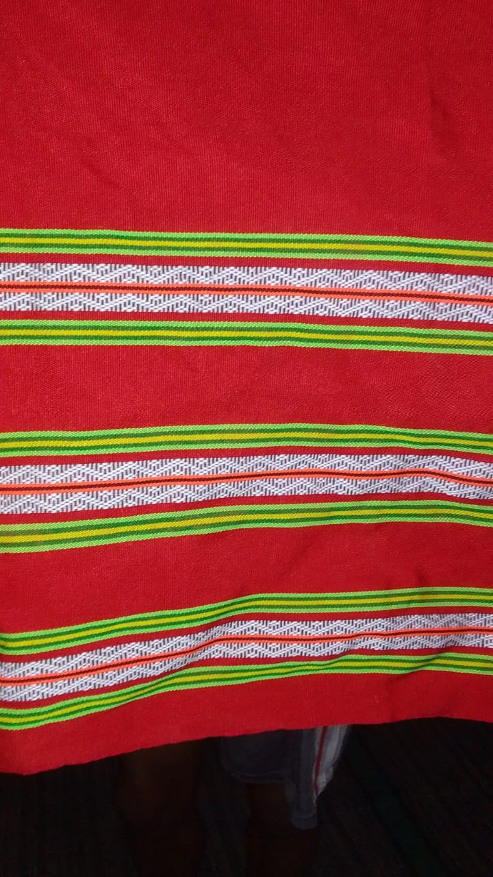 Tenun Sambas - Salah satu cara terbaik untuk menunjukan siapa diri kita ...