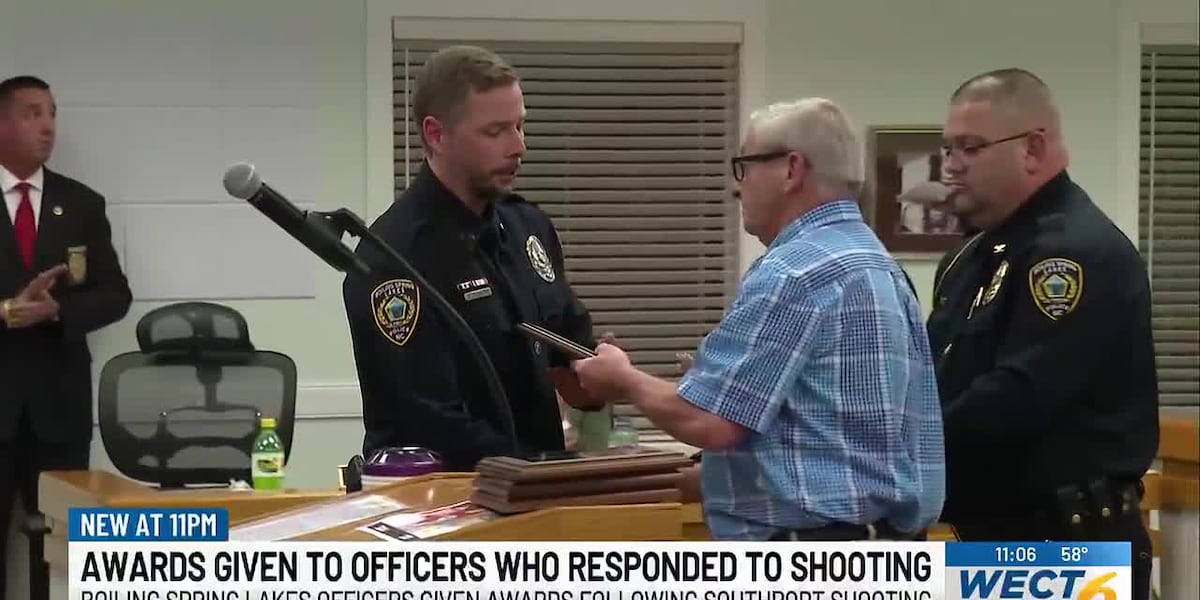 Fox - Boiling Spring Lakes honors officers who responded to deadly ...