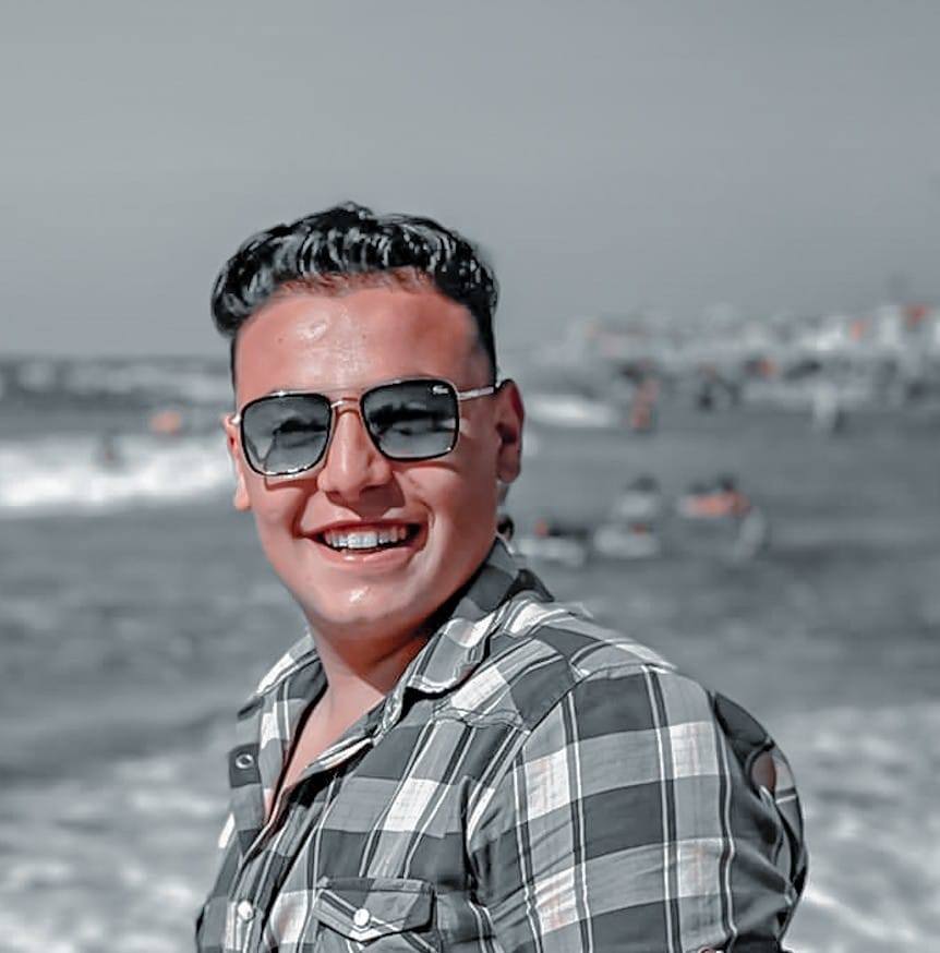 الله يرحمك يامعلم وربنا دا مكنش ميتم دي كانت زفه وانت مكانك ف الجنه ...
