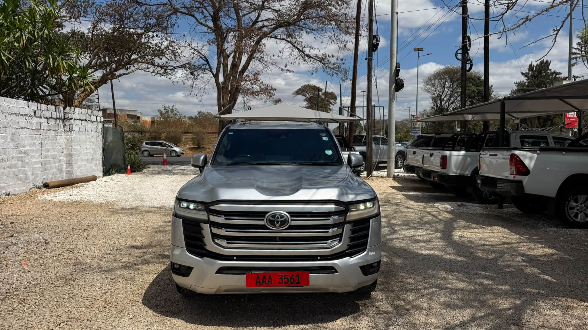 2023 Toyota Land Cruiser ZX LC300 (REGISTERED) Mileage 62,000km