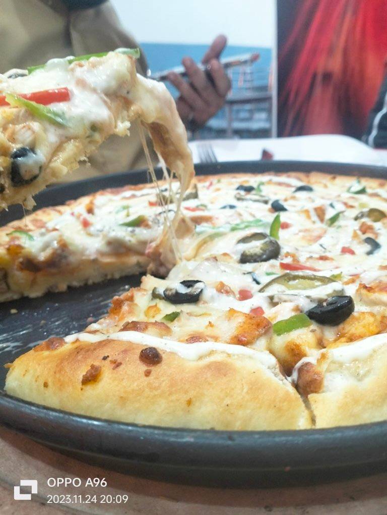 Zaiqa fast food | Multan