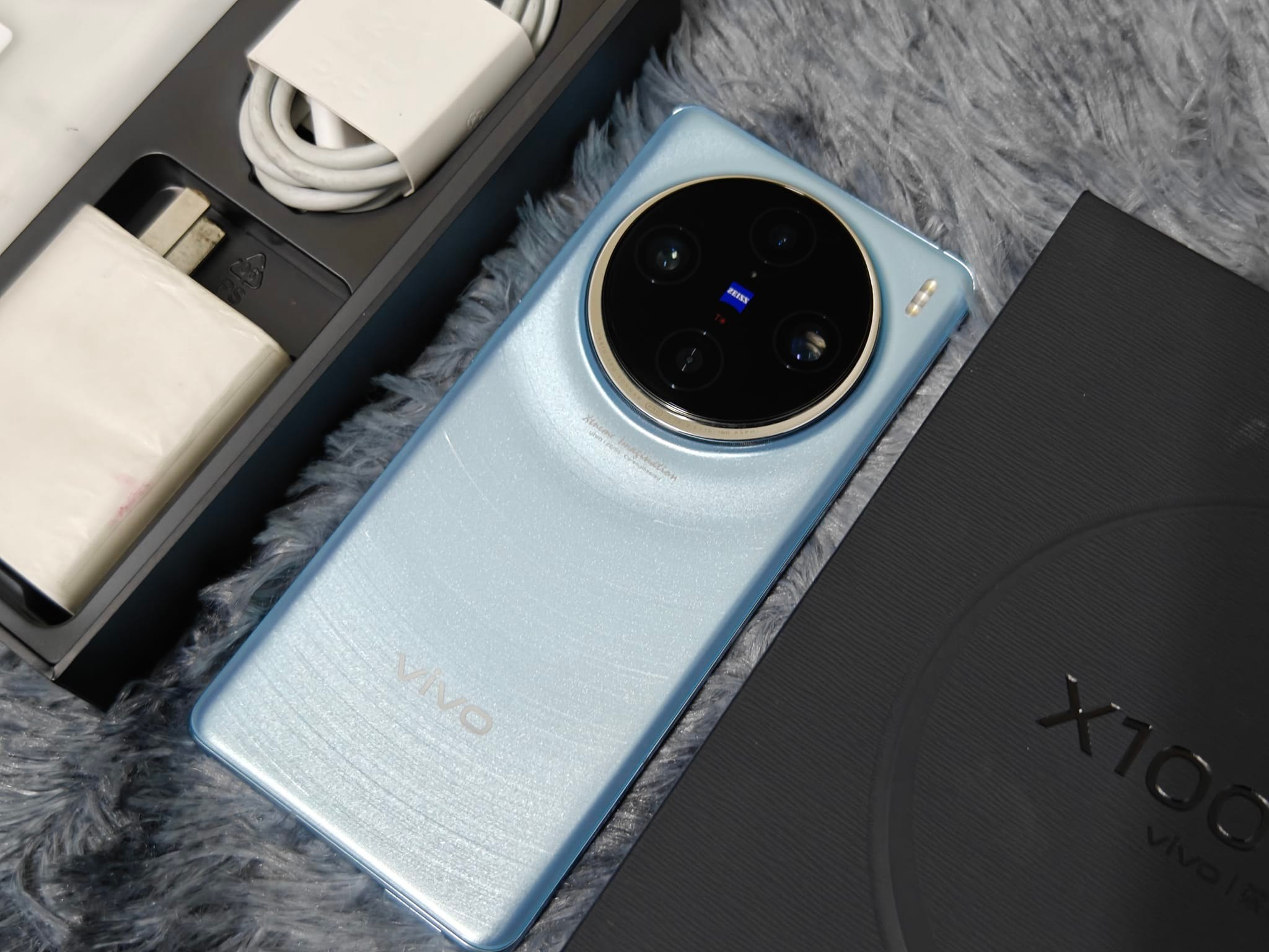 Vivo X100s Pro with 16GB RAM and 512GB storage