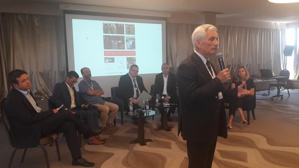 Zaposlenici, volonteri i... - Hrvatski svjetski kongres | Facebook