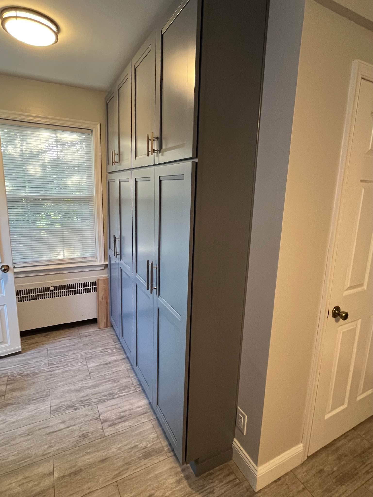 Kraftmaid EverCore Custom Cabinets— Lagoon - Closet Organizers