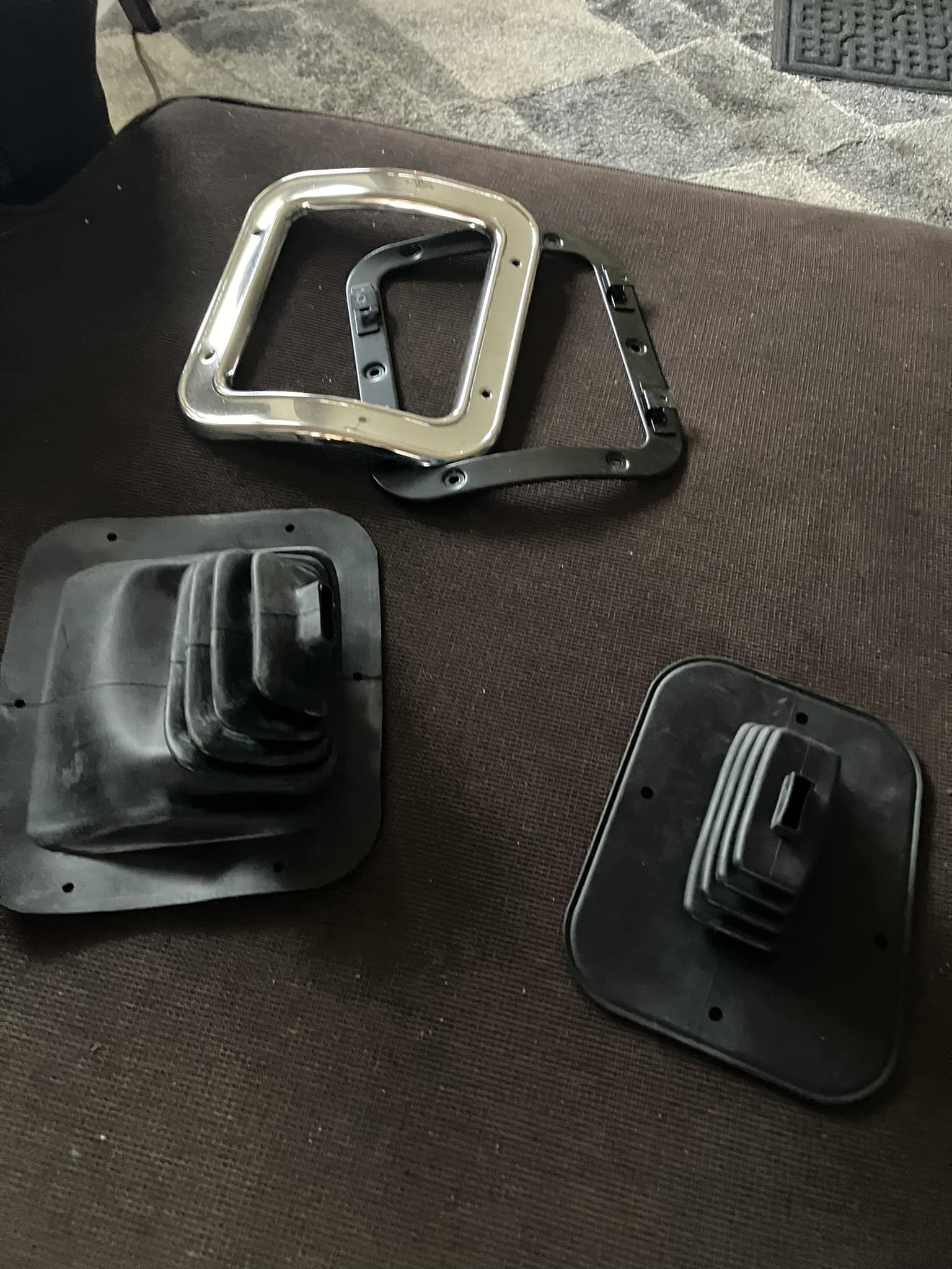 1969 CAMARO HURST 4 SPEED SHIFTER BOOT & RETAINER BLACK NEW OER # 300K