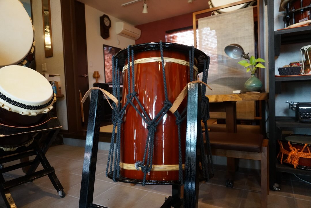 1.6尺桶胴太鼓のご紹介でございます】 1.6尺桶胴太鼓(中古品) ・浅野
