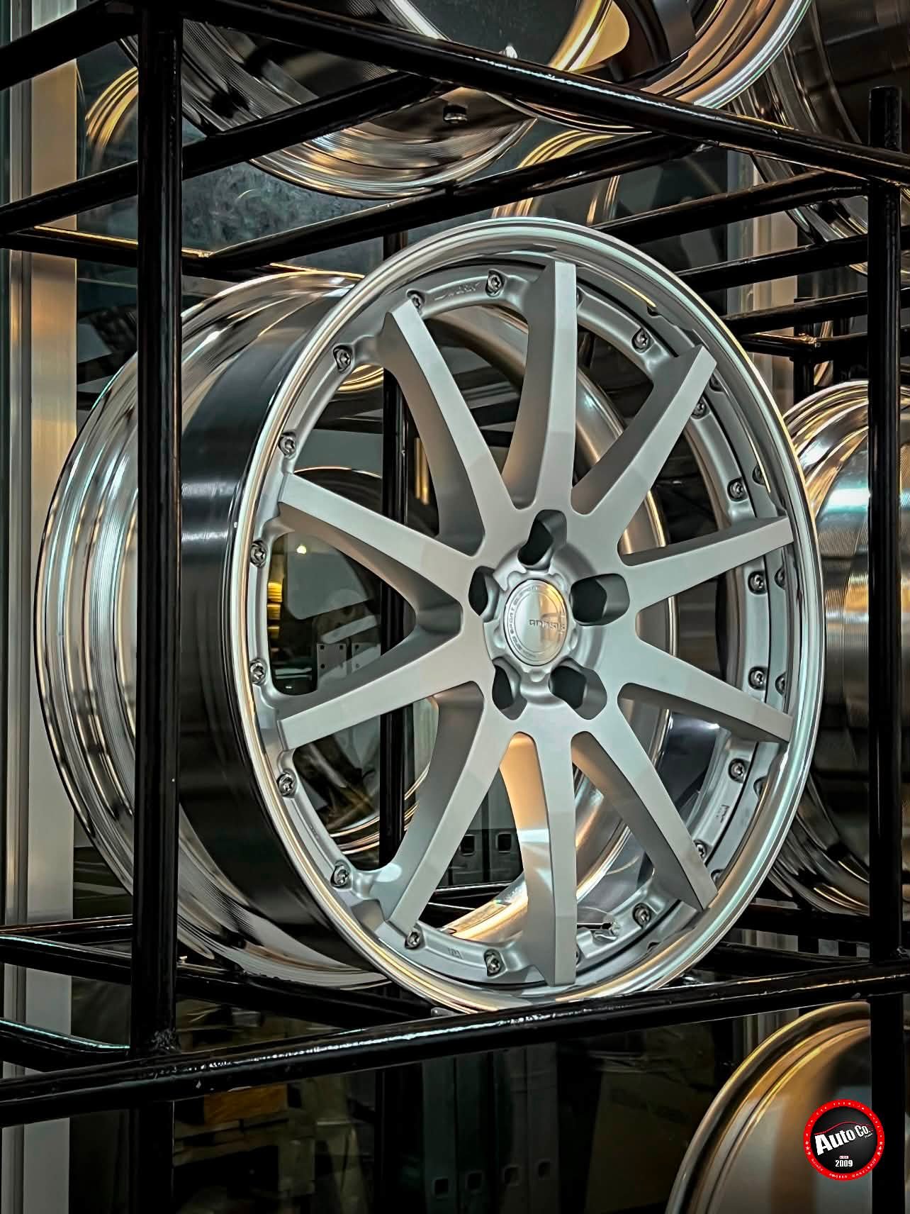AMG560 - Work Gnosis GSR1 Size: 20 Width: 8.5J Offset: ET38 PCD