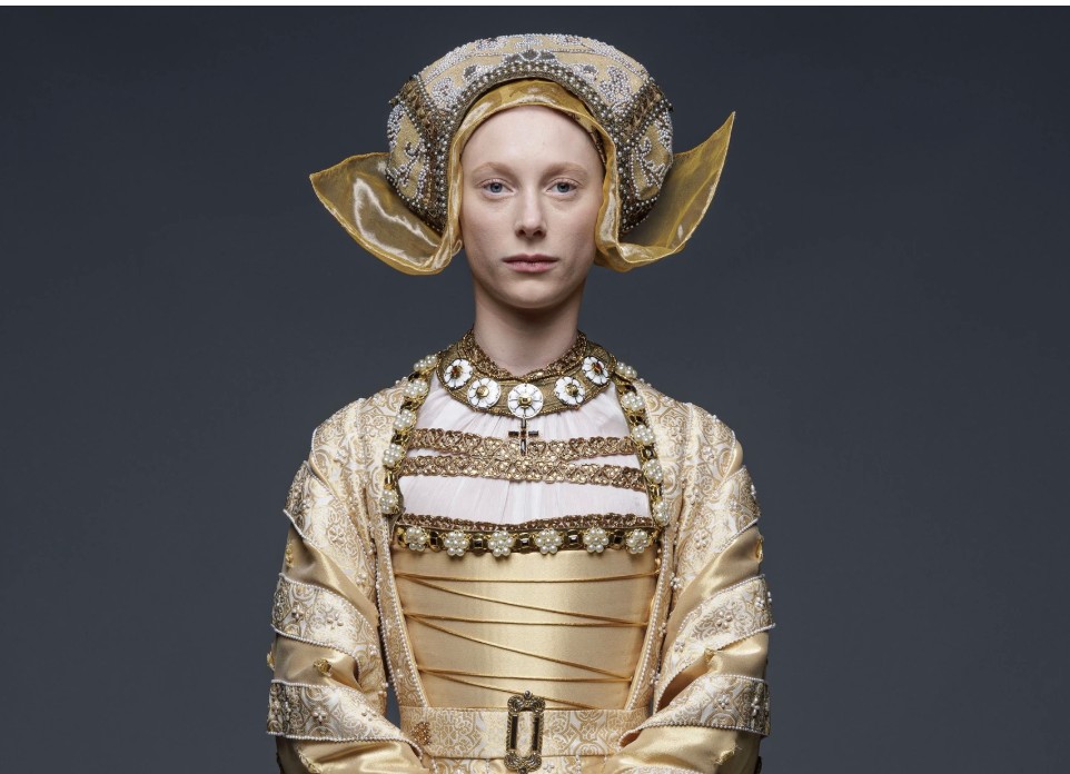 Gareth - Anne of Cleves, played by Dana Herfurth, in 